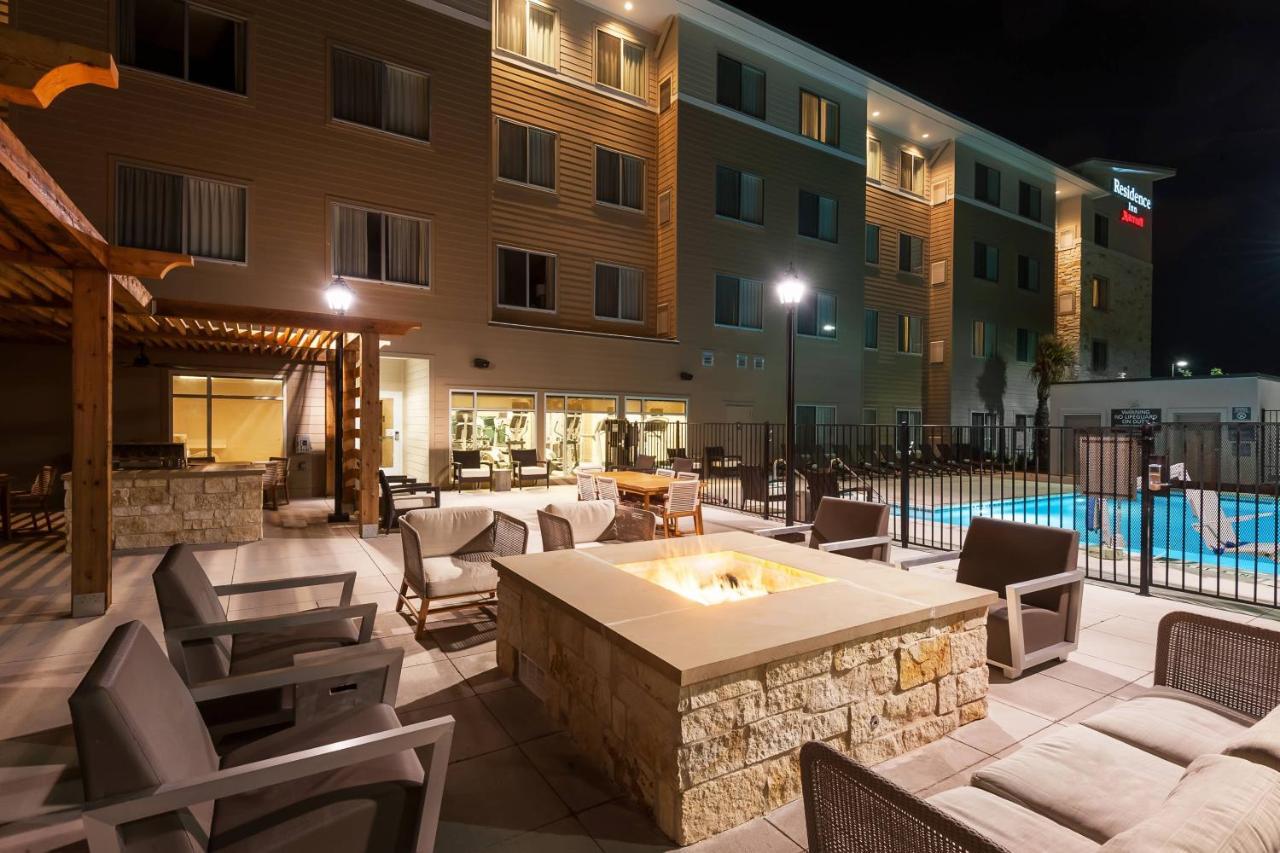 Residence Inn By Marriott Austin Airport Екстериор снимка