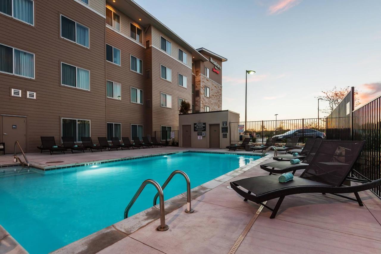 Residence Inn By Marriott Austin Airport Екстериор снимка