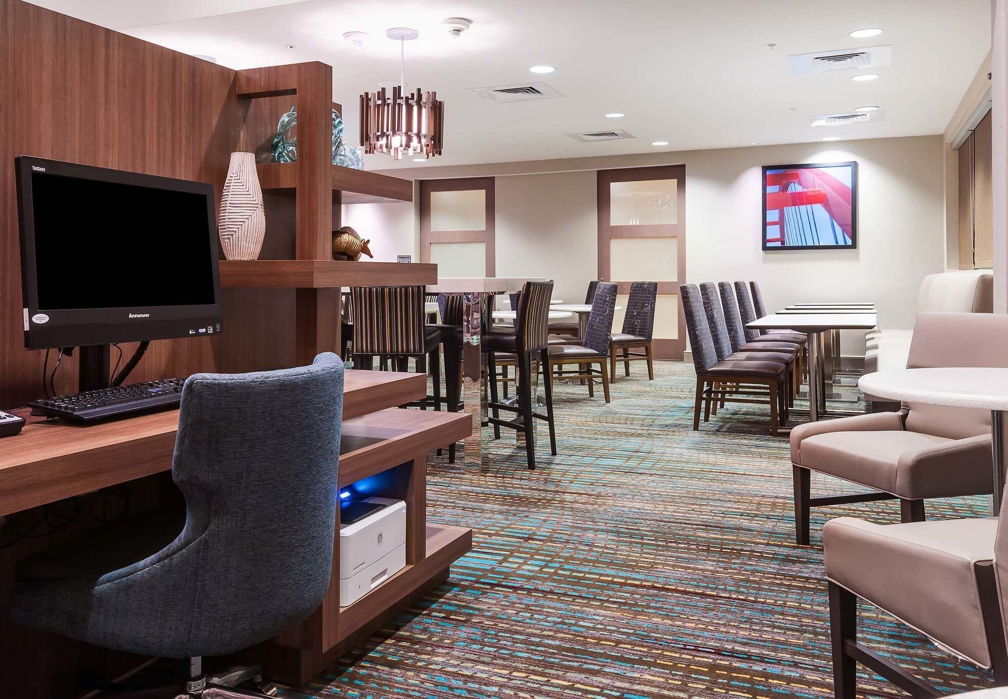 Residence Inn By Marriott Austin Airport Екстериор снимка